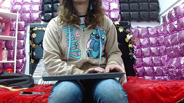 Snapshot of poisondost_hot chatting on September 10, 11:21 am poisondost hot online show from September 10, 11:21 am