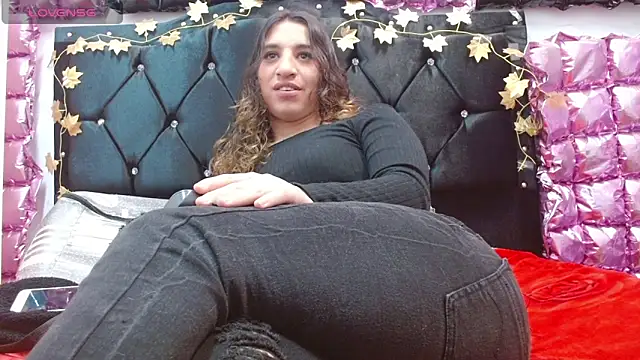 Snapshot of poisondost_hot chatting on November 16, 3:28 pm poisondost hot online show from November 16, 3:28 pm