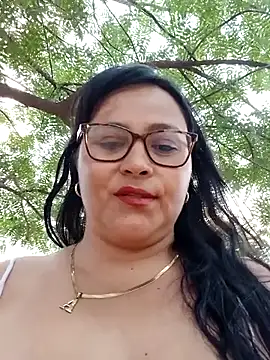 promiscuous-indecent-momm online show from February 27, 10:31 pm