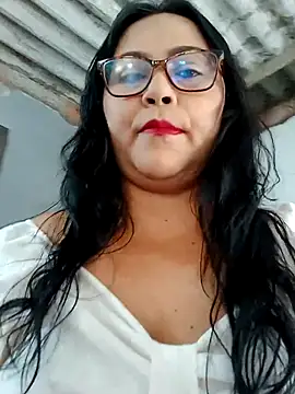 promiscuous-indecent-momm online show from September 21, 1:35 pm