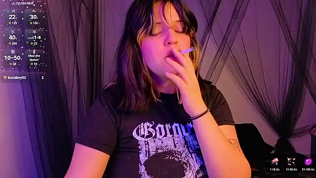 Snapshot of scarleth_shadow chatting on October 30, 2:02 am scarleth shadow online show from October 30, 2:02 am