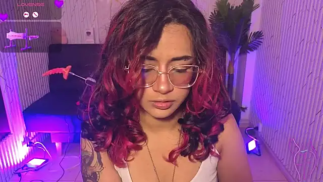 kristen tay online show from April 18, 3:21 am