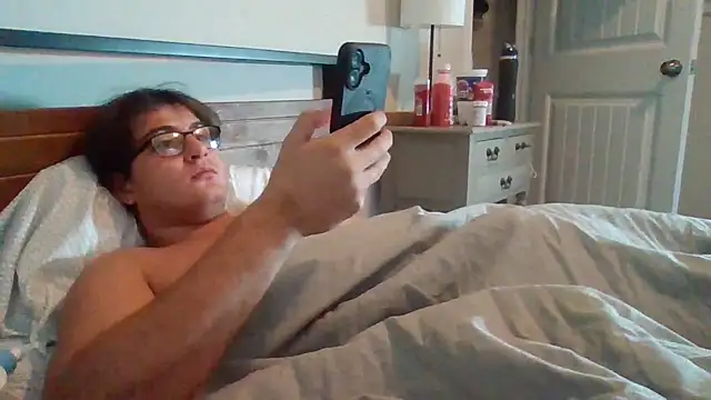 Snapshot of danyh2023 chatting on October 22, 4:07 pm danyh2023 online show from October 22, 4:07 pm