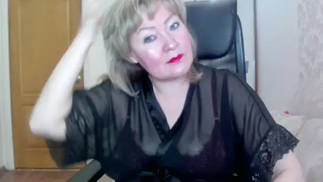 Victoria secrets  online show from June 18, 4:46 am