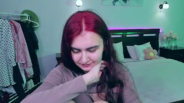 Snapshot of GabriellaMays chatting on March 8, 5:28 am GabriellaMays online show from March 8, 5:28 am