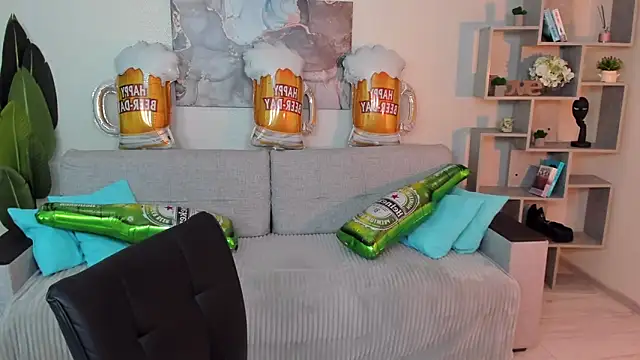 Snapshot of GabriellaMays chatting on September 22, 5:20 am GabriellaMays online show from September 22, 5:20 am