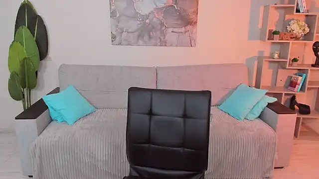 Snapshot of GabriellaMays chatting on October 9, 5:16 am GabriellaMays online show from October 9, 5:16 am