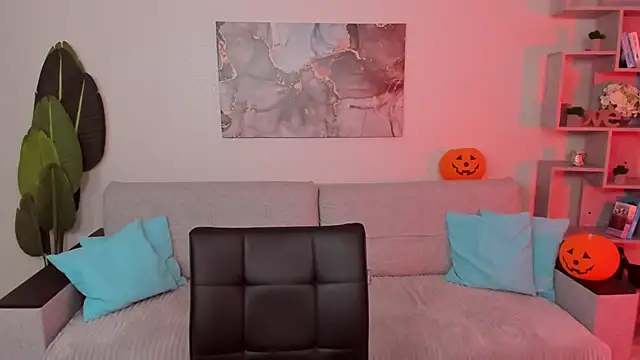 Snapshot of GabriellaMays chatting on November 7, 5:07 am GabriellaMays online show from November 7, 5:07 am