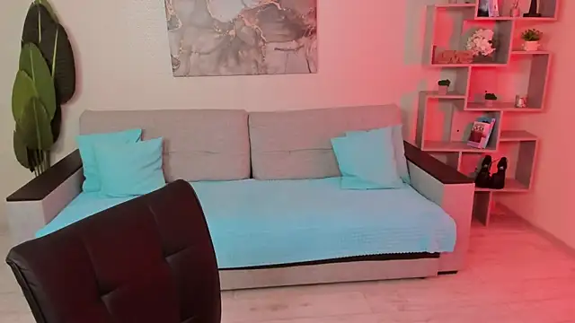 GabriellaMays online show from March 27, 5:13 am