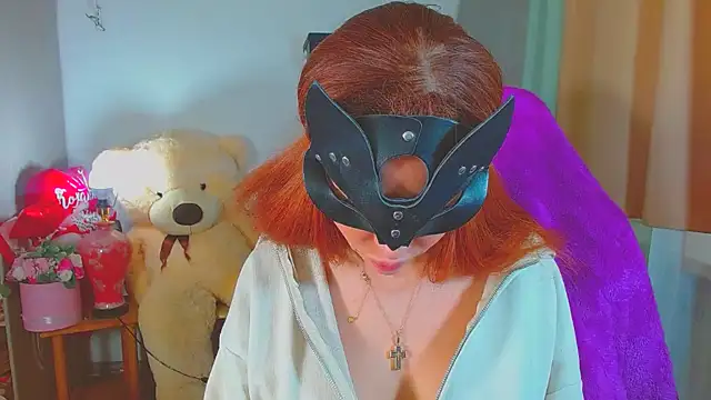 moonmaaiden online show from February 3, 9:14 am