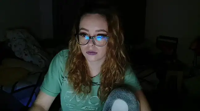 Snapshot of Pussy4564N chatting on February 18, 8:25 pm Pussy4564N online show from February 18, 8:25 pm