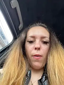 Snapshot of Pussy4564N chatting on October 24, 9:38 am Pussy4564N online show from October 24, 9:38 am