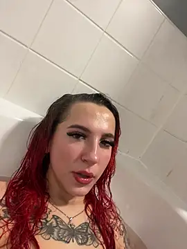 princessred517 online show from February 13, 9:22 pm