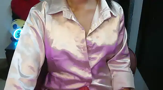 Snapshot of jenifermedow chatting on February 24, 2:26 pm jenifermedow online show from February 24, 2:26 pm