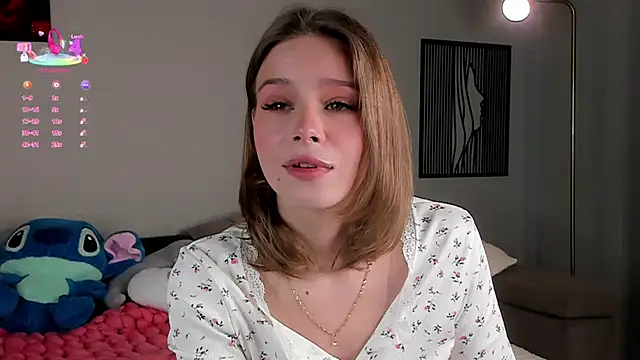 Snapshot of TaiteBayles chatting on October 6, 1:14 am TaiteBayles online show from October 6, 1:14 am
