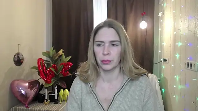 TessaDaybreak online show from February 14, 12:47 pm