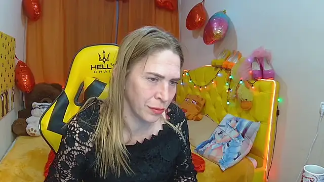 TessaDaybreak online show from March 22, 4:37 pm