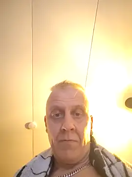 Teemu online show from March 10, 3:41 pm