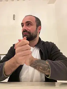 Snapshot of morfeoX chatting on February 24, 8:03 pm morfeoX online show from February 24, 8:03 pm