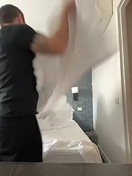 Snapshot of morfeoX chatting on February 25, 11:52 am morfeoX online show from February 25, 11:52 am