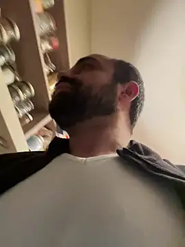 Snapshot of morfeoX chatting on March 1, 6:57 am morfeoX online show from March 1, 6:57 am