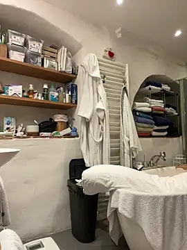 Snapshot of morfeoX chatting on March 3, 6:48 am morfeoX online show from March 3, 6:48 am