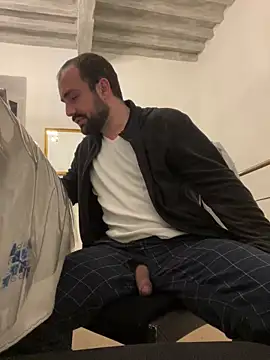 Snapshot of morfeoX chatting on March 8, 8:35 pm morfeoX online show from March 8, 8:35 pm