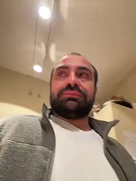 Snapshot of morfeoX chatting on March 14, 6:42 am morfeoX online show from March 14, 6:42 am