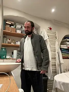 Snapshot of morfeoX chatting on March 18, 8:15 pm morfeoX online show from March 18, 8:15 pm