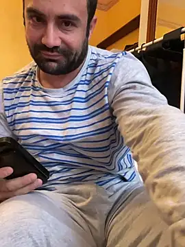 Snapshot of morfeoX chatting on October 3, 7:05 am morfeoX online show from October 3, 7:05 am