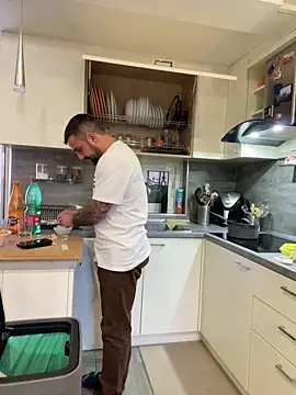 Snapshot of morfeoX chatting on October 7, 11:18 am morfeoX online show from October 7, 11:18 am