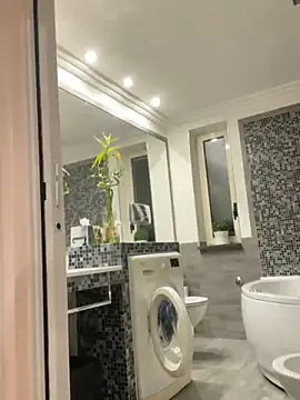 Snapshot of morfeoX chatting on December 2, 1:50 pm morfeoX online show from December 2, 1:50 pm