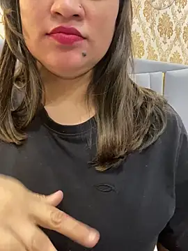 Snapshot of pihu_00777 chatting on February 14, 10:25 pm pihu 00777 online show from February 14, 10:25 pm