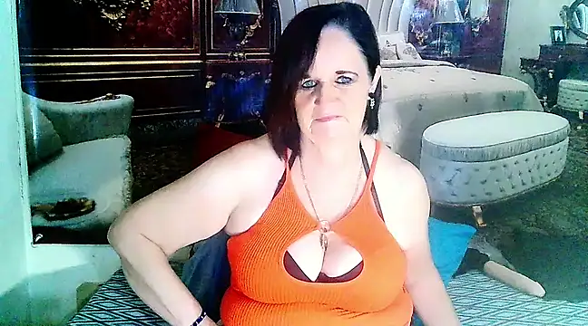 Snapshot of LuciousGrace chatting on February 25, 4:53 pm LuciousGrace online show from February 25, 4:53 pm