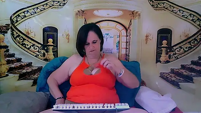 Snapshot of LuciousGrace chatting on March 20, 9:04 am LuciousGrace online show from March 20, 9:04 am