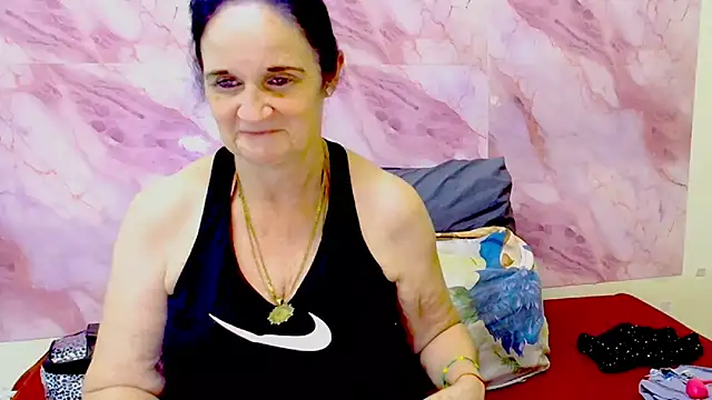 Snapshot of LuciousGrace chatting on October 13, 5:35 pm LuciousGrace online show from October 13, 5:35 pm