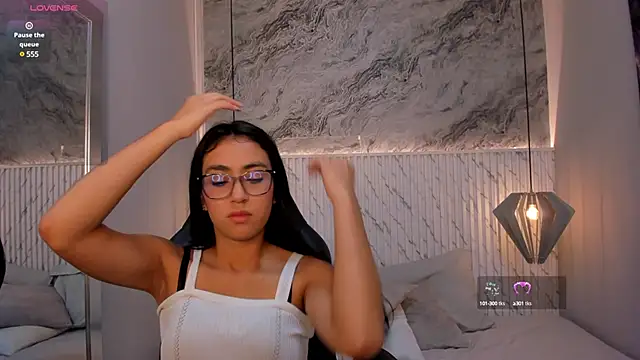 lucelly 15 online show from February 19, 11:38 am