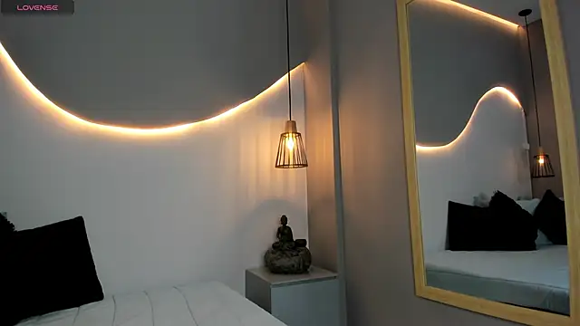 lucelly 15 online show from October 2, 11:28 am