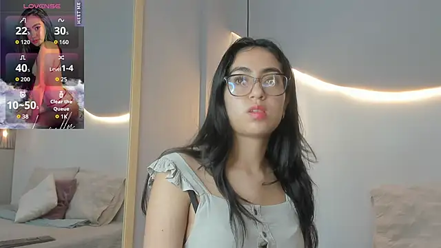 lucelly 15 online show from October 12, 11:20 am