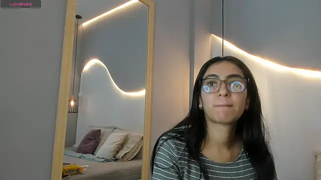 lucelly 15 online show from October 13, 11:43 am