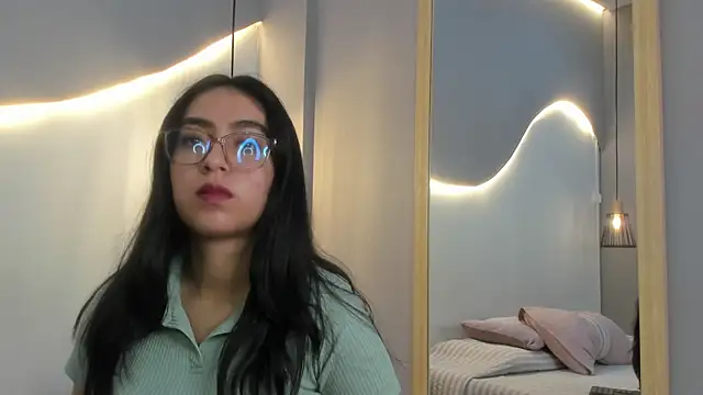 lucelly 15 online show from January 17, 11:37 am