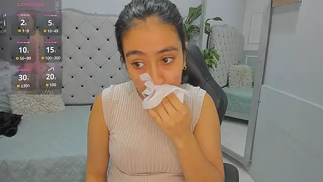 lucelly 15 online show from February 21, 11:44 am