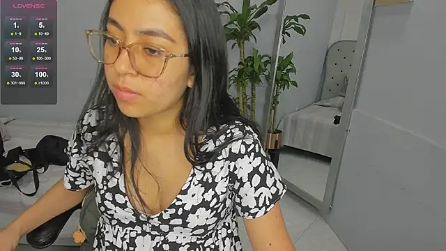 lucelly 15 online show from March 3, 11:38 am