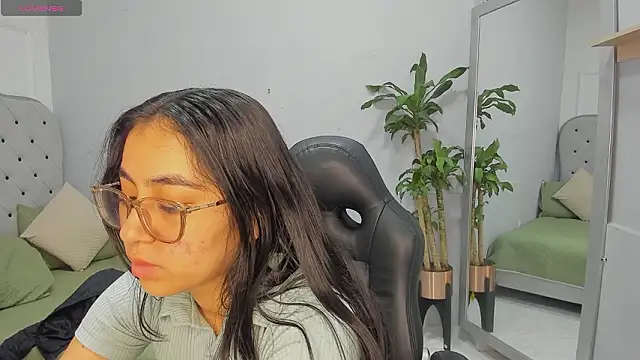 lucelly 15 online show from March 5, 11:39 am