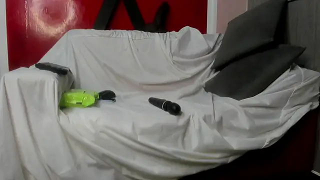 ebony valentina online show from September 20, 1:50 am