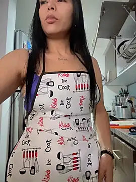 Naatalia online show from April 20, 4:10 pm