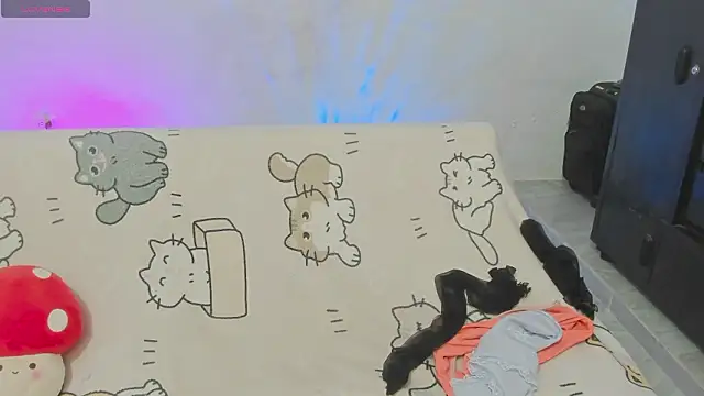 Snapshot of Naoko_7w7 chatting on March 3, 1:01 am Naoko 7w7 online show from March 3, 1:01 am