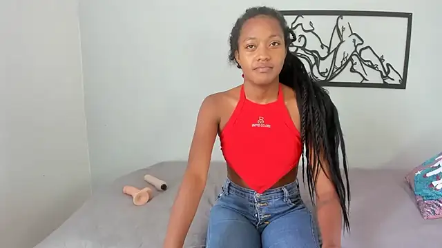 Snapshot of karina-lopez chatting on September 27, 2:11 pm karina-lopez online show from September 27, 2:11 pm