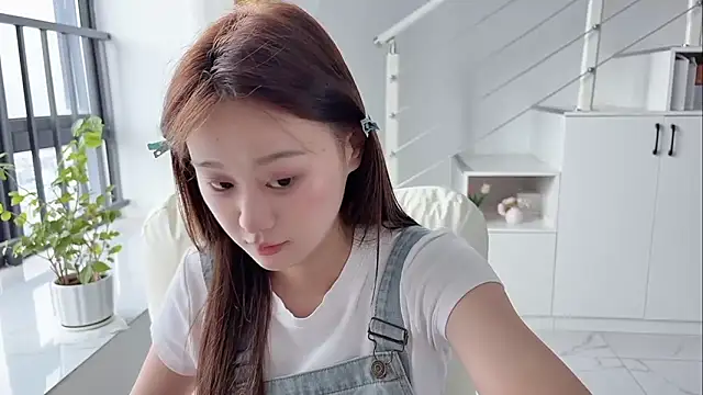 Cassie-20 online show from October 19, 2:01 am