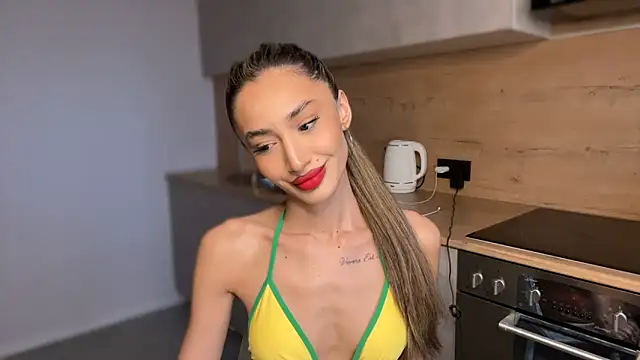 alissadreams online show from May 31, 1:40 pm